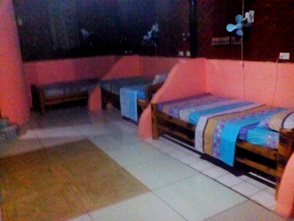 Lennon'S Place Backpacker Hostel Panglao Luaran gambar